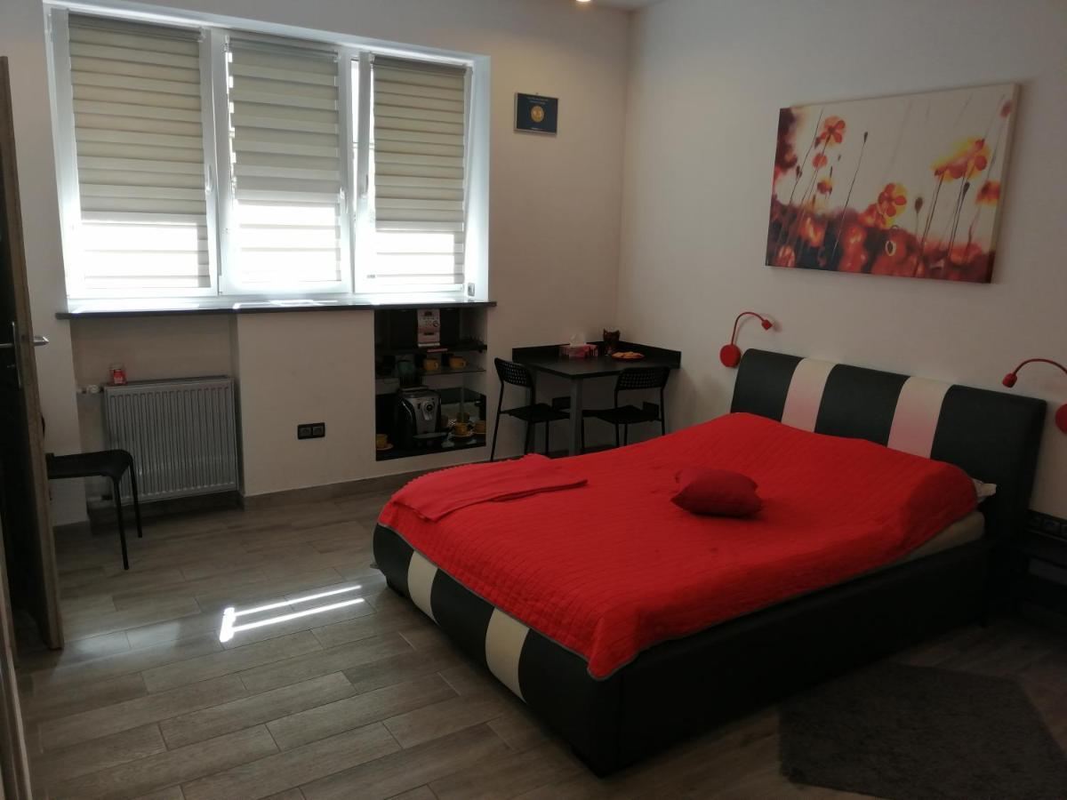 Apartament Salezego Варшава Екстериор снимка